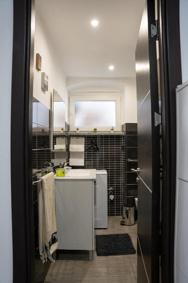 Appartement Rovigno Tesoro 1 Extérieur photo